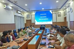 District Commissioner Chairs Welfare Meeting with Harijan Majdoor Union